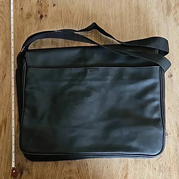 Yves Saint Laurent Parfums Black Vinyl Messenger Bag - Picture 5 of 5